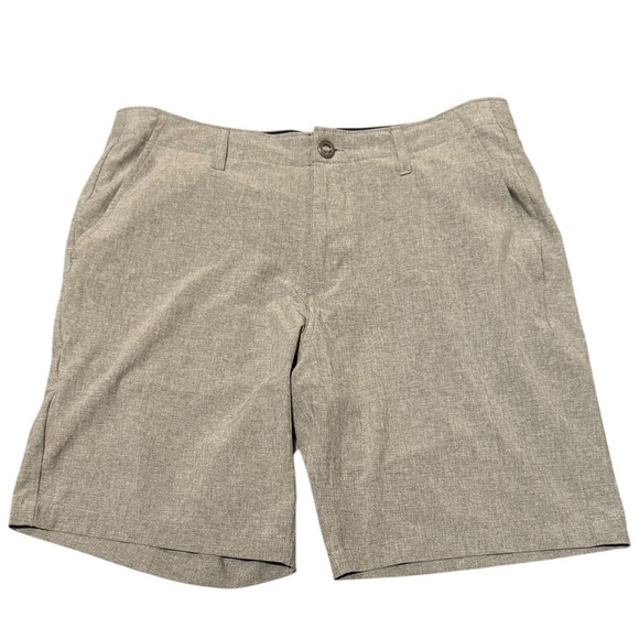 Men's Volcom Light Gray Shorts Size 34 - Picture 1 of 7